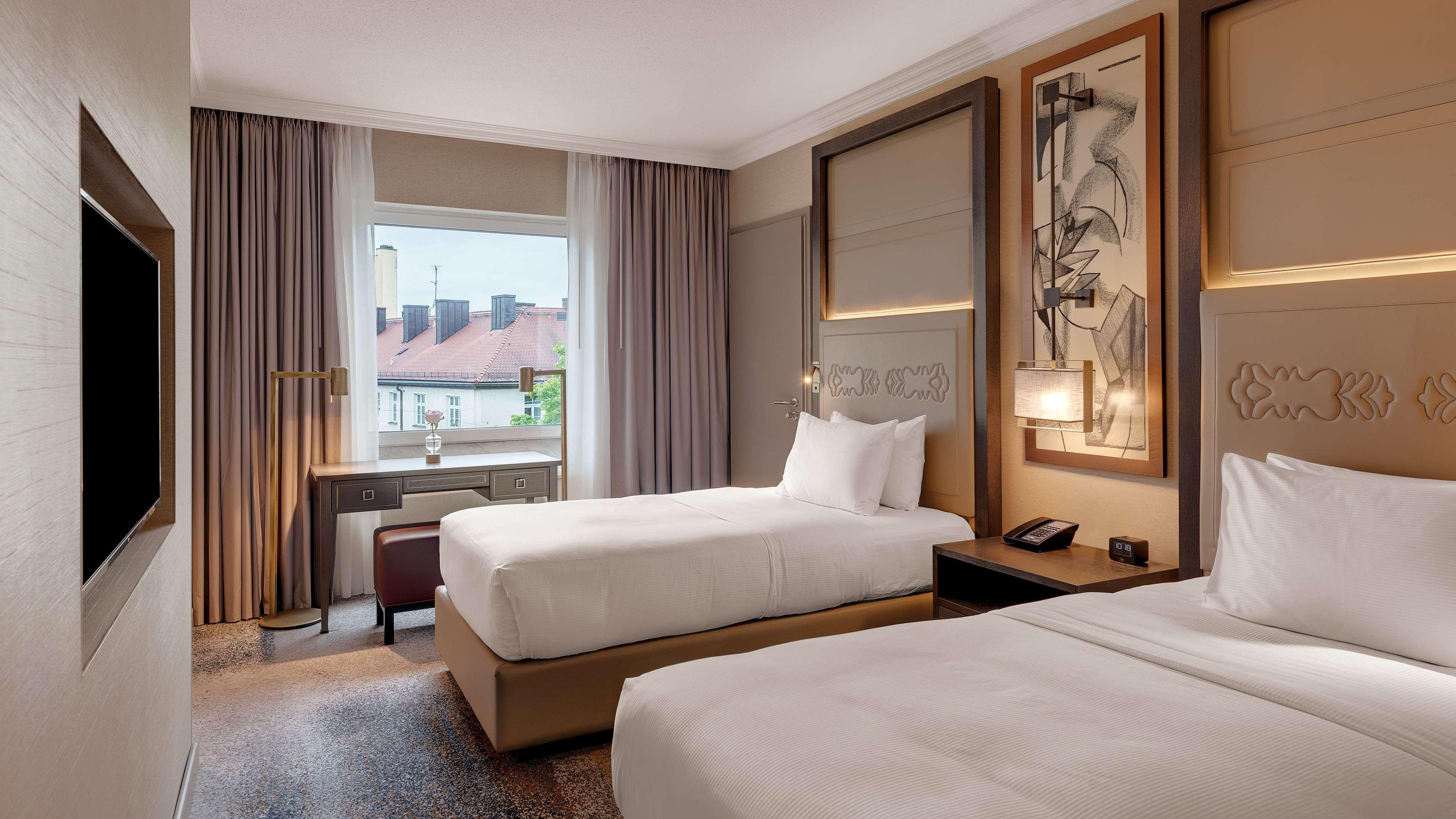 Hilton Munich City Exterior photo