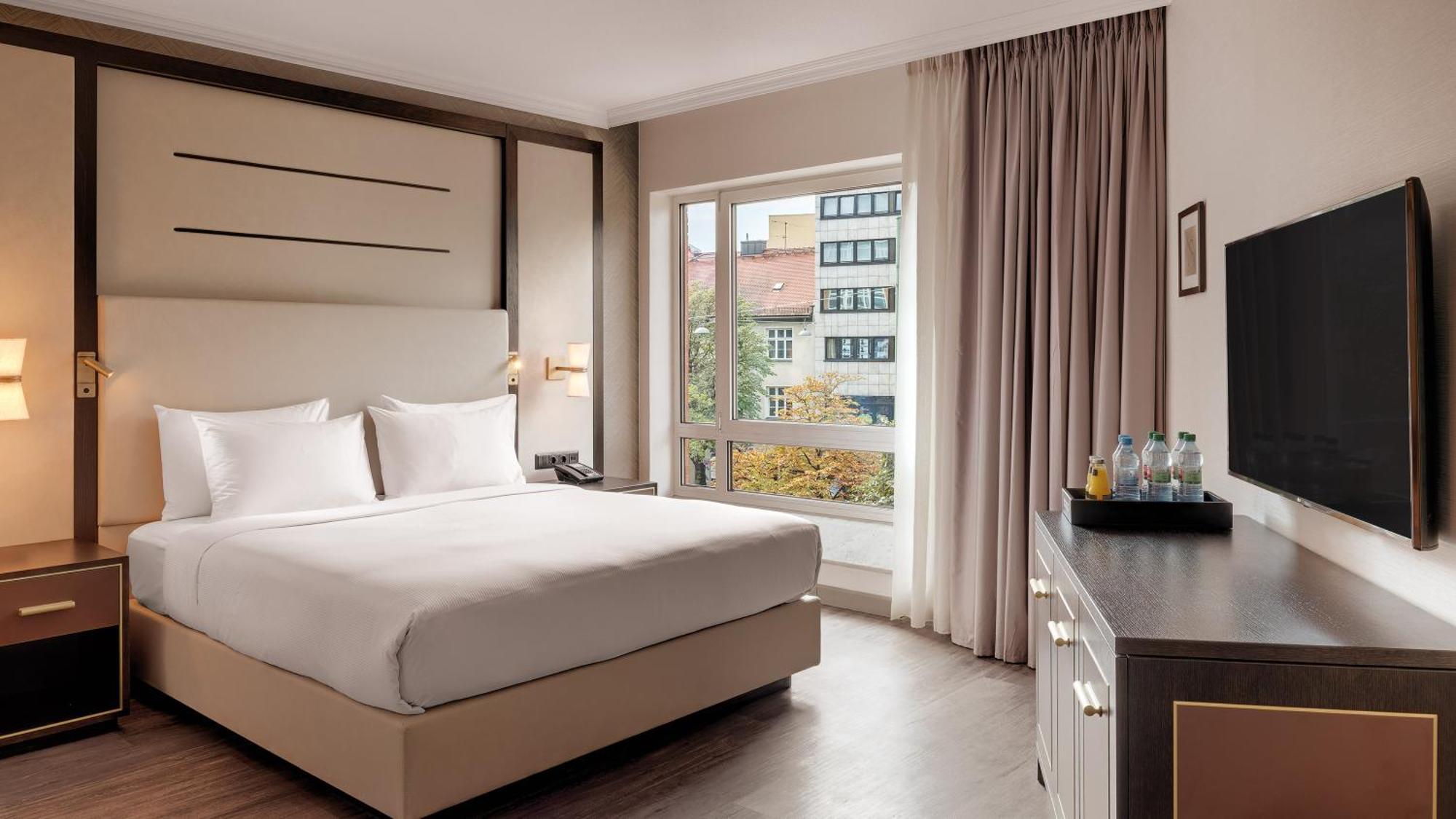 Hilton Munich City Exterior photo