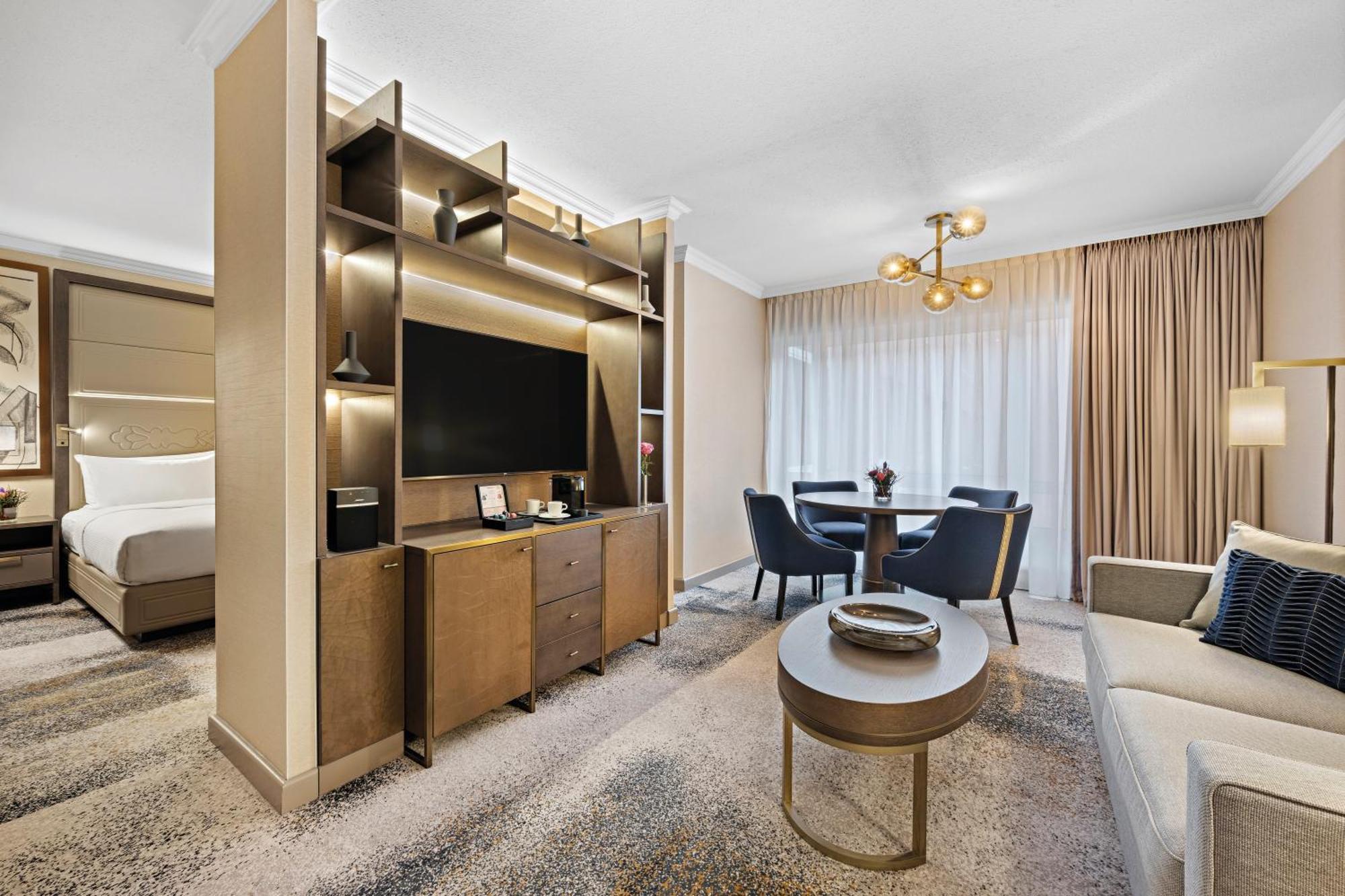 Hilton Munich City Exterior photo